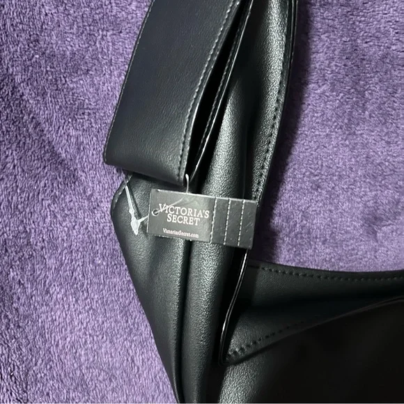 Victoria’s Secret Bow Tote Bag - Picture 4 of 5